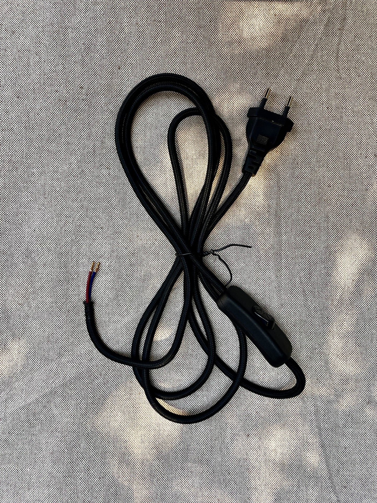 Cable eléctrico completo