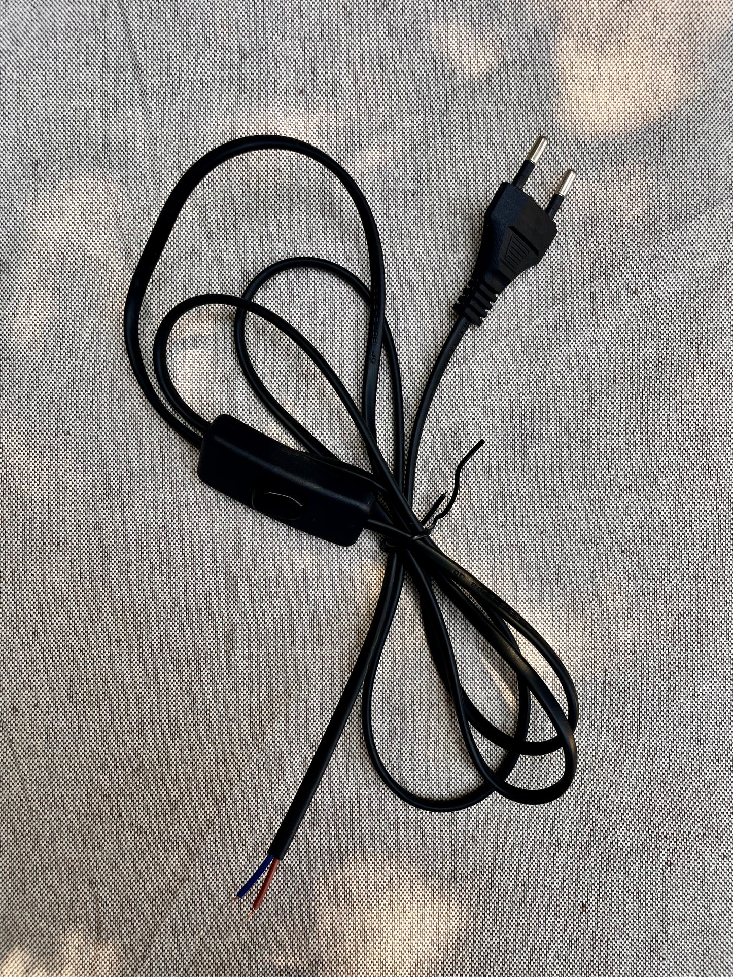 Cable eléctrico completo