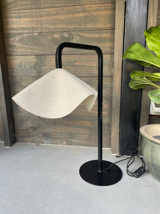 Lámpara de mesa Recta Kenia - Color a Elección