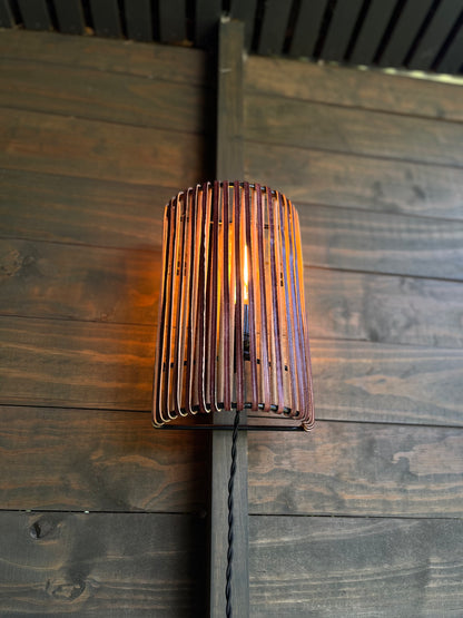 Lámpara Aplique Gadir Cuero Burdeo