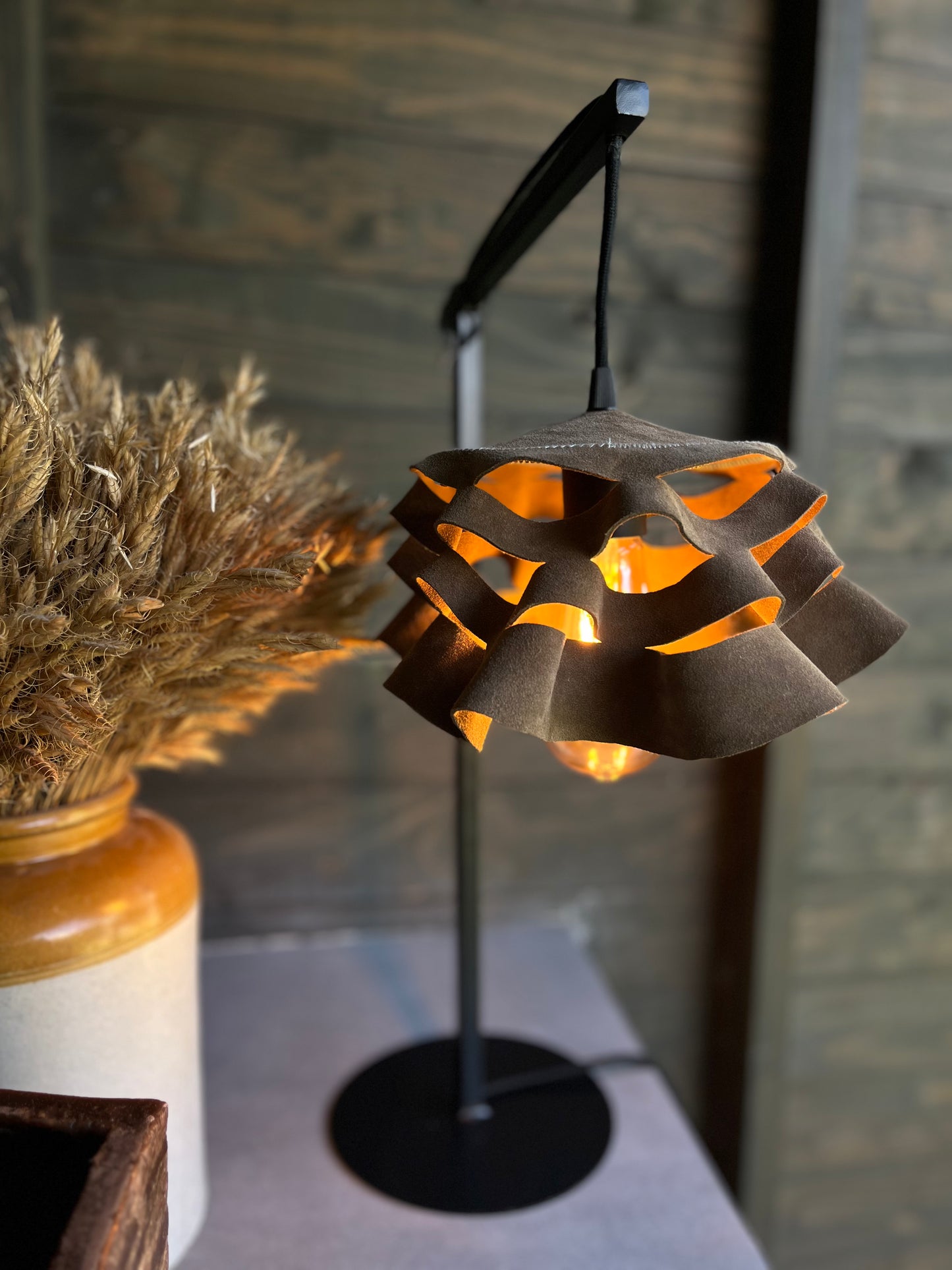 Lámpara de mesa Diagonal Nuuk - Color a Elección