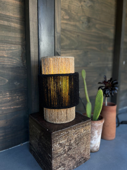 Lámpara de mesa Kambira