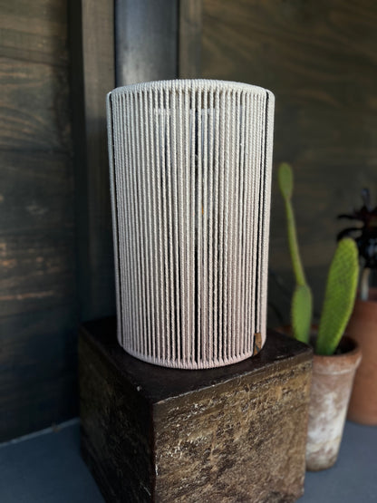 lámpara de mesa Bornos Teñida café